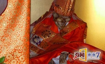 日本高僧自制木乃伊肉身不腐成佛被供奉!